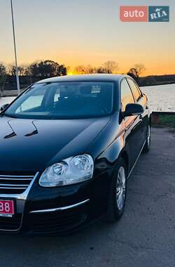 Седан Volkswagen Jetta 2010 в Балті