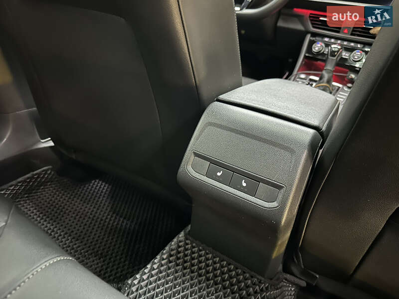 Седан Volkswagen Jetta 2019 в Днепре фото 28 Седан Volkswagen Jetta 2019 в Днепре