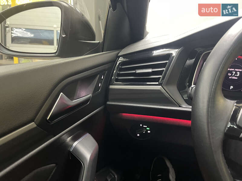 Седан Volkswagen Jetta 2019 в Днепре фото 44 Седан Volkswagen Jetta 2019 в Днепре