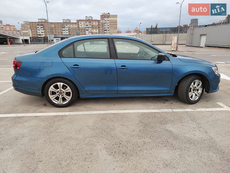 Седан Volkswagen Jetta 2015 в Киеве фото 3 Седан Volkswagen Jetta 2015 в Киеве