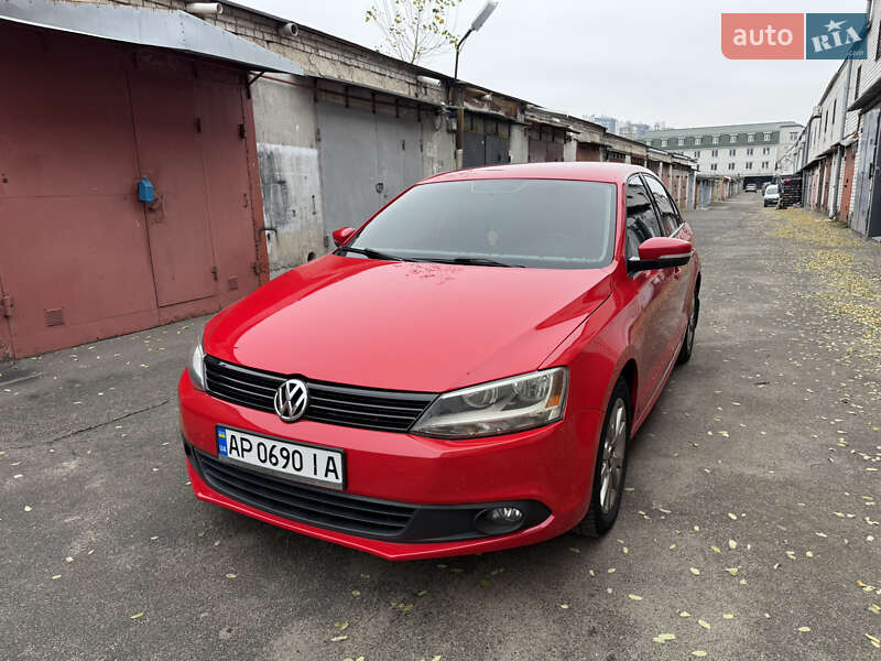 Седан Volkswagen Jetta 2012 в Киеве фото 2 Седан Volkswagen Jetta 2012 в Киеве