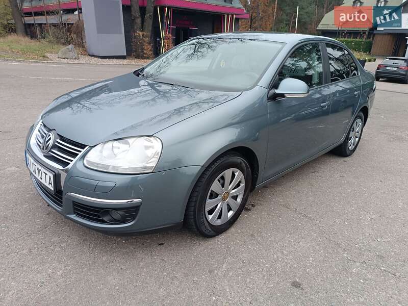 Седан Volkswagen Jetta 2008 в Києві фото Седан Volkswagen Jetta 2008 в Києві