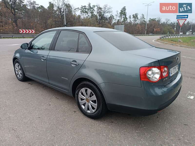 Седан Volkswagen Jetta 2008 в Києві фото 7 Седан Volkswagen Jetta 2008 в Києві