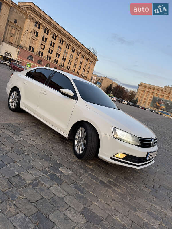 Седан Volkswagen Jetta 2016 в Харькове фото 10 Седан Volkswagen Jetta 2016 в Харькове