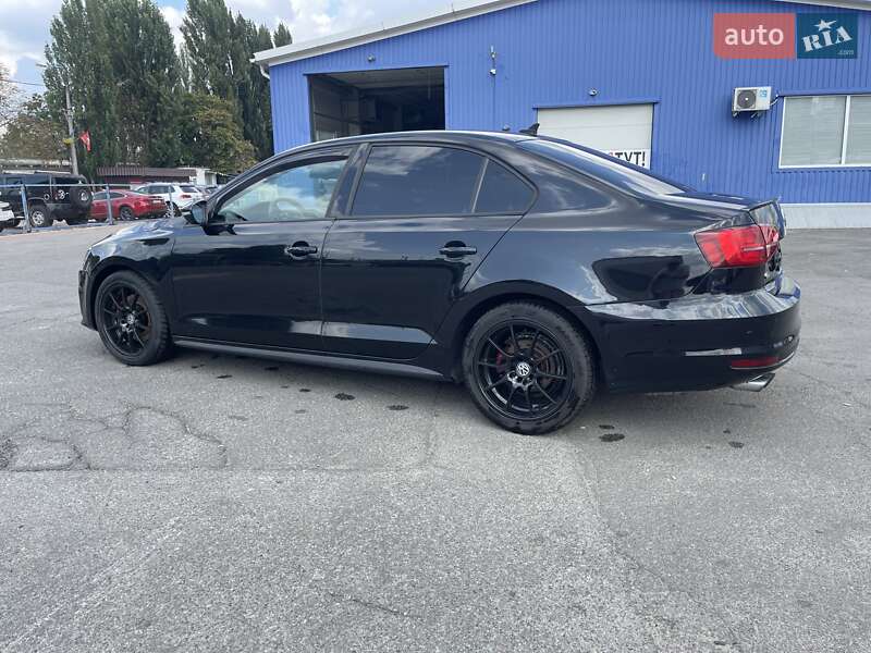 Седан Volkswagen Jetta 2015 в Києві фото 7 Седан Volkswagen Jetta 2015 в Києві