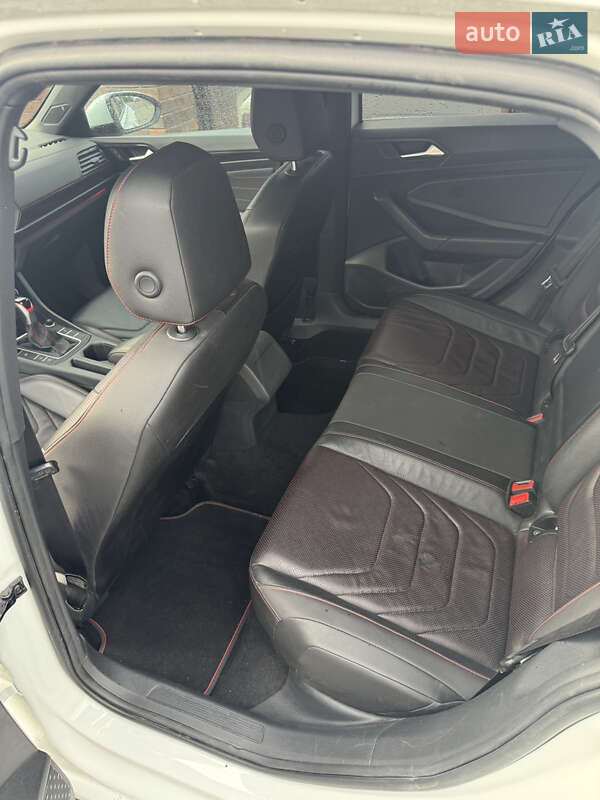 Седан Volkswagen Jetta 2022 в Києві фото 10 Седан Volkswagen Jetta 2022 в Києві