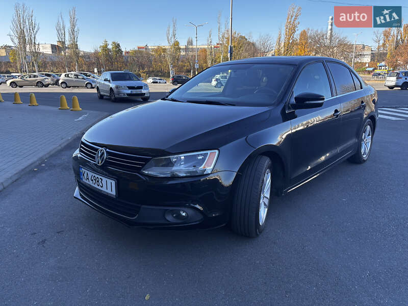Volkswagen Jetta 2011