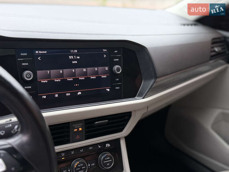 Седан Volkswagen Jetta 2018 в Полтаве