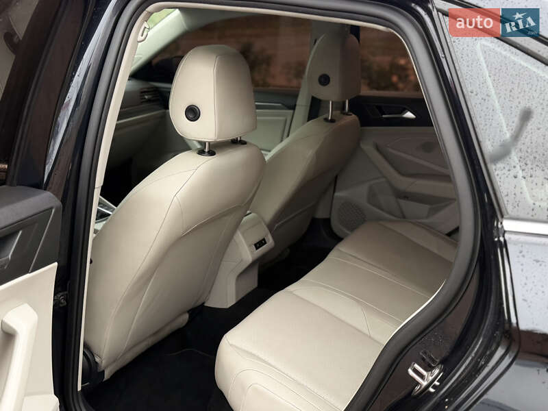 Седан Volkswagen Jetta 2018 в Полтаве