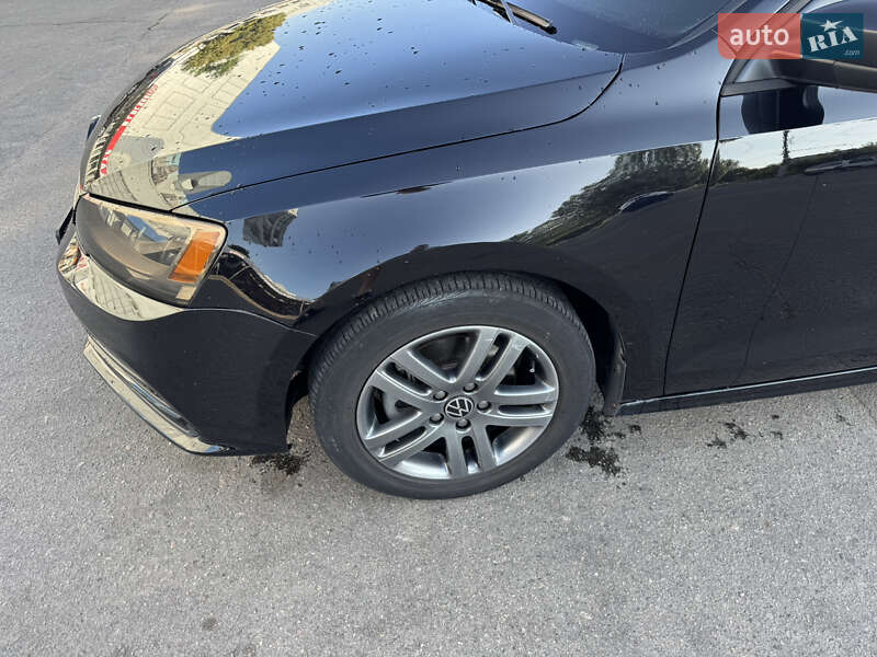 Седан Volkswagen Jetta 2015 в Запорожье
