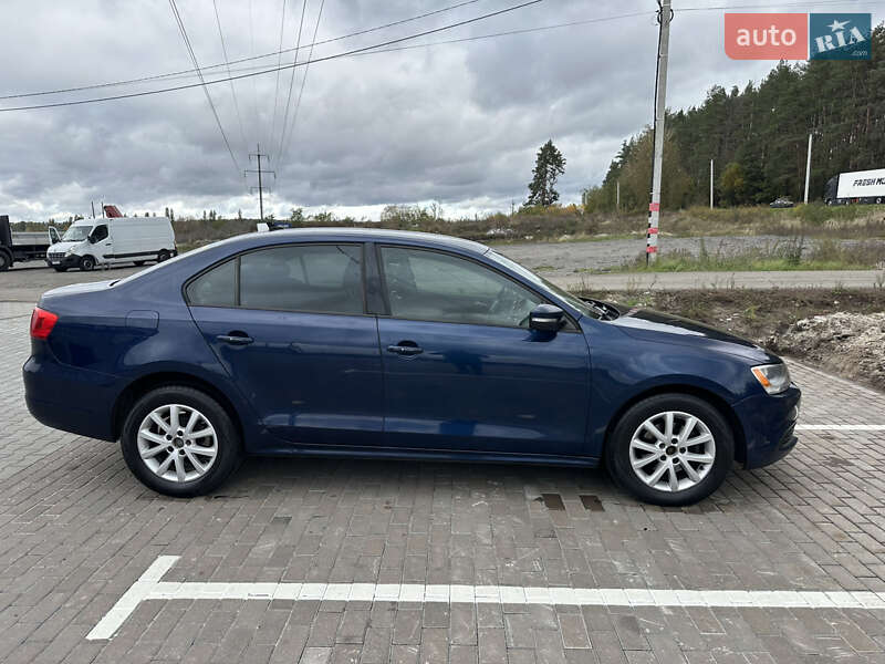 Седан Volkswagen Jetta 2012 в Киеве