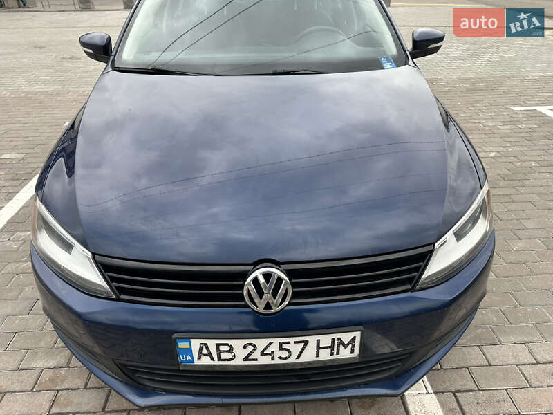 Седан Volkswagen Jetta 2012 в Киеве