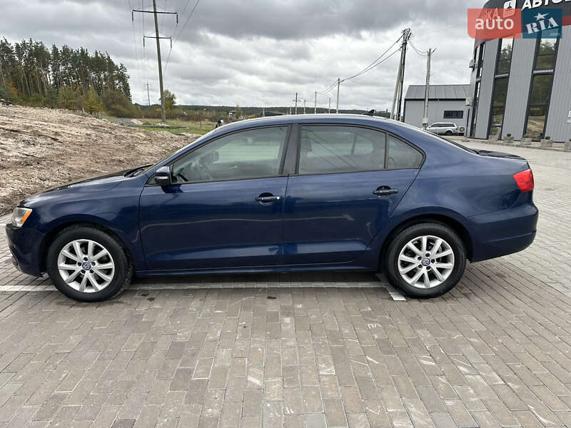 Седан Volkswagen Jetta 2012 в Киеве