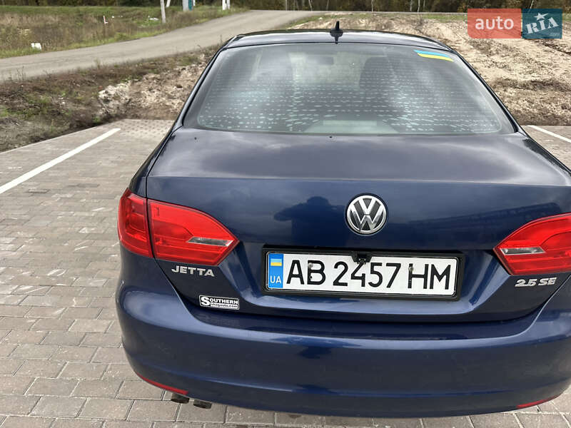 Седан Volkswagen Jetta 2012 в Киеве