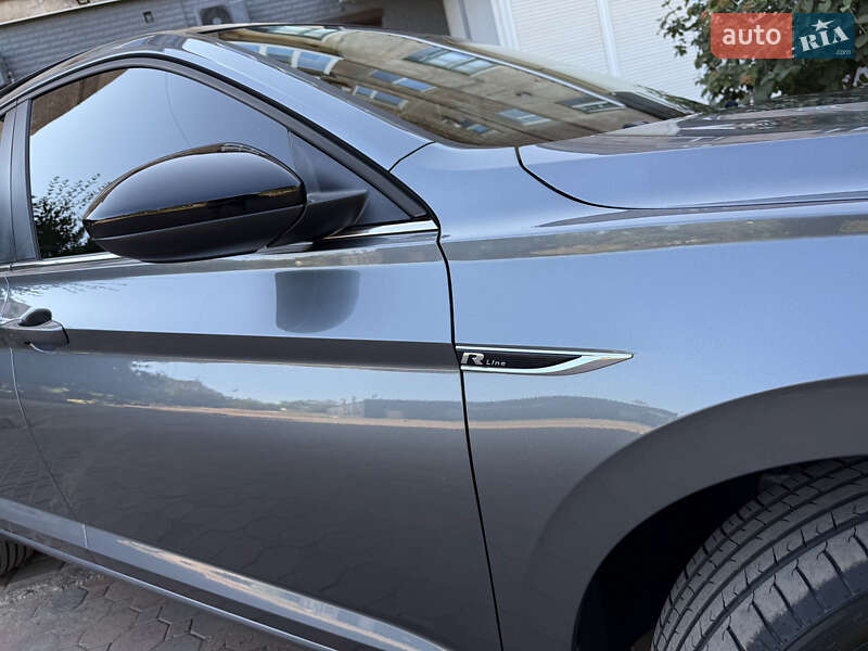 Седан Volkswagen Jetta 2019 в Кривом Роге