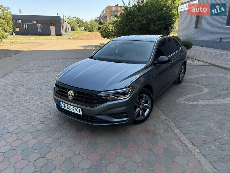Седан Volkswagen Jetta 2019 в Кривом Роге