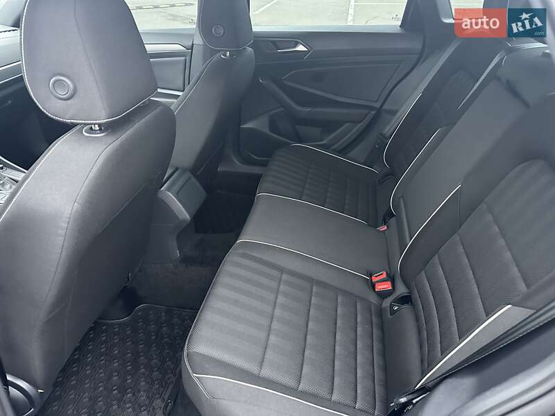 Седан Volkswagen Jetta 2023 в Киеве фото 15 Седан Volkswagen Jetta 2023 в Киеве