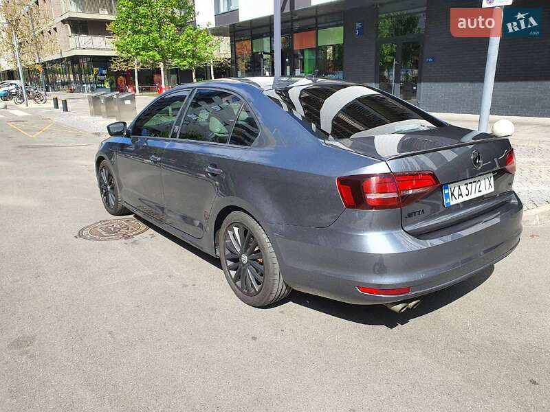 Седан Volkswagen Jetta 2016 в Киеве фото 2 Седан Volkswagen Jetta 2016 в Киеве