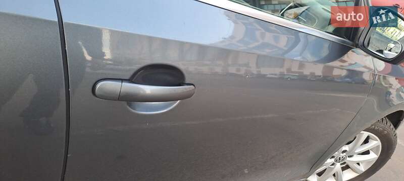 Седан Volkswagen Jetta 2014 в Николаеве