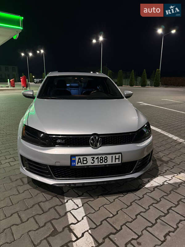 Седан Volkswagen Jetta 2012 в Виннице фото Седан Volkswagen Jetta 2012 в Виннице