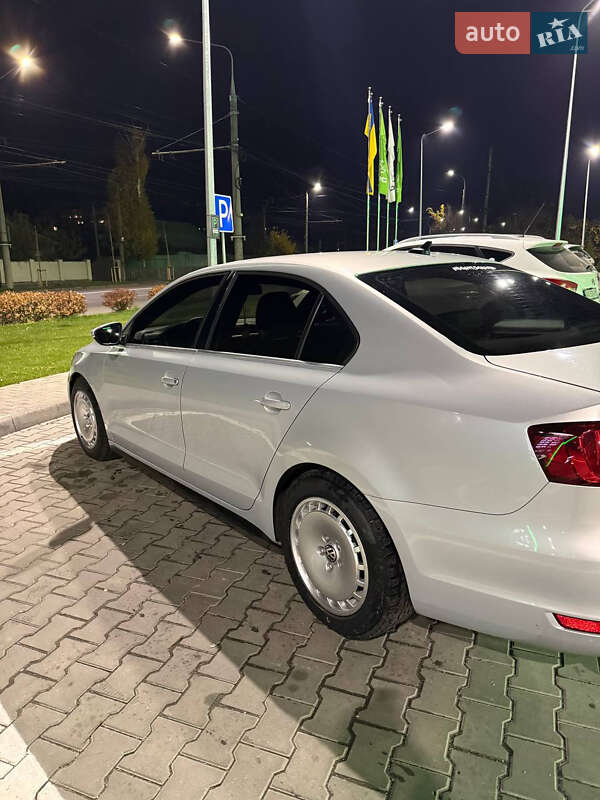 Седан Volkswagen Jetta 2012 в Виннице фото 5 Седан Volkswagen Jetta 2012 в Виннице