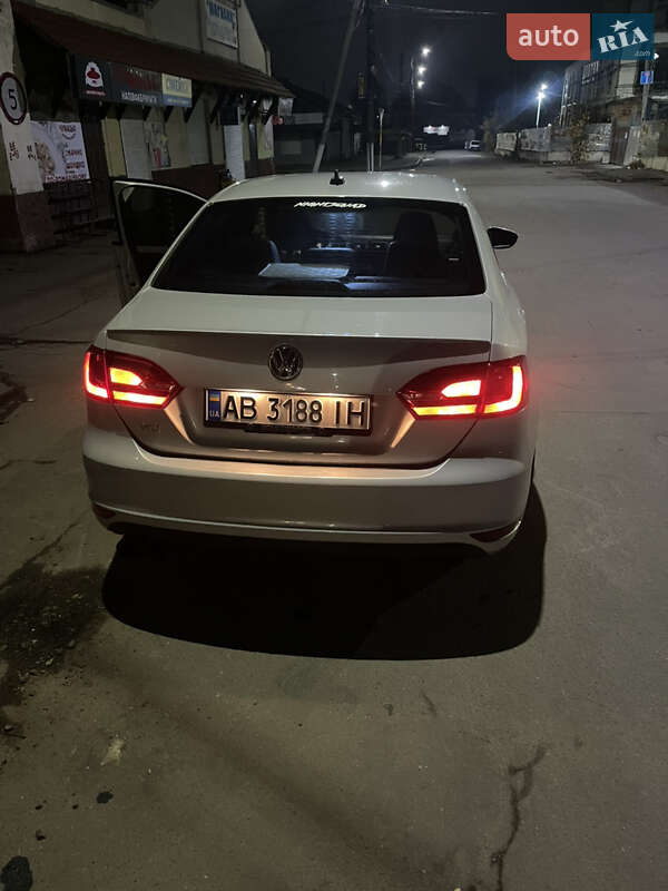 Седан Volkswagen Jetta 2012 в Виннице фото 22 Седан Volkswagen Jetta 2012 в Виннице