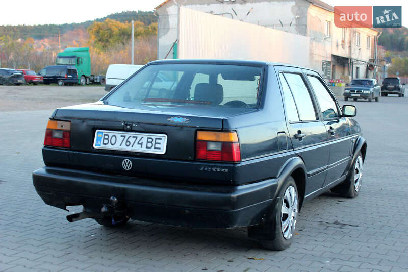 Седан Volkswagen Jetta 1990 в Кременце
