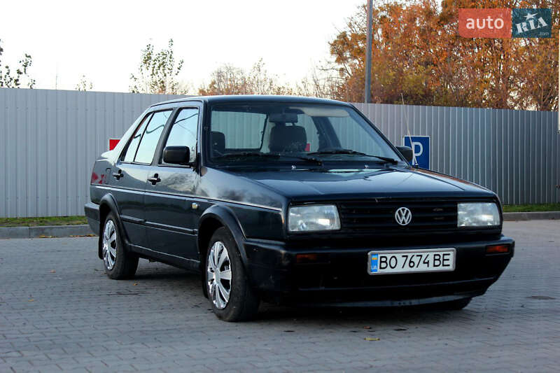 Седан Volkswagen Jetta 1990 в Кременце