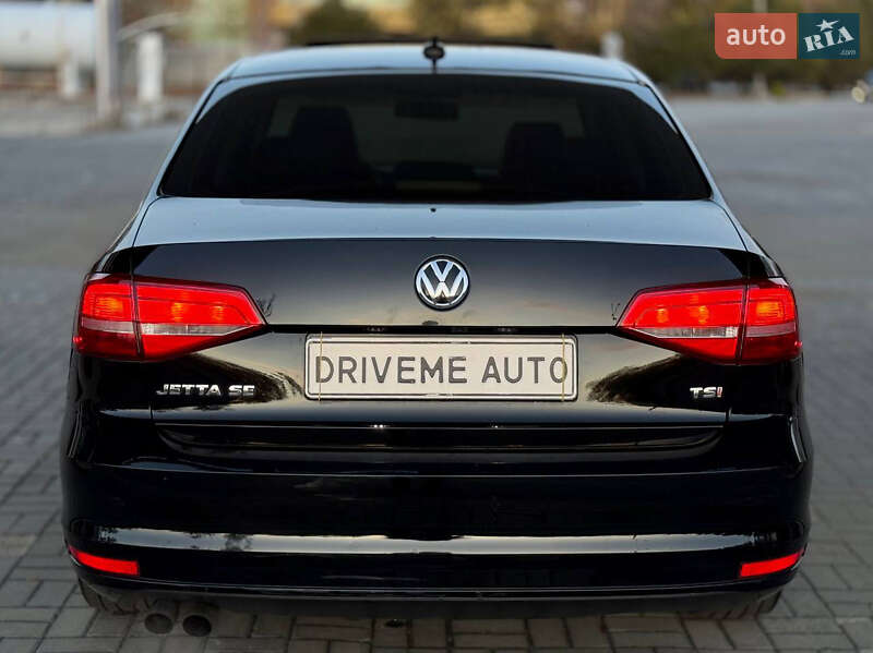 Седан Volkswagen Jetta 2014 в Днепре