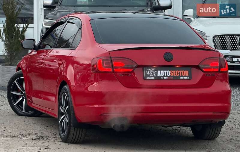 Седан Volkswagen Jetta 2012 в Харкові