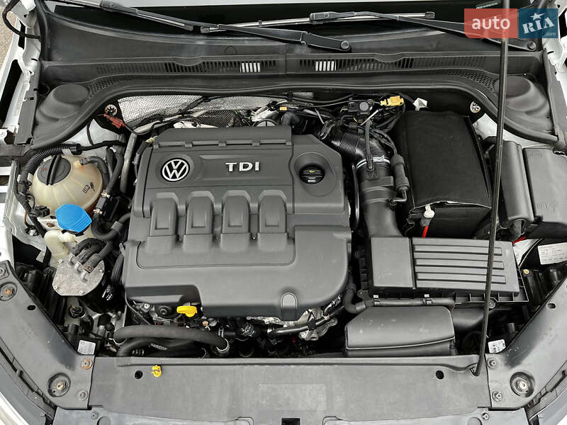 Седан Volkswagen Jetta 2014 в Кобеляках фото 37 Седан Volkswagen Jetta 2014 в Кобеляках