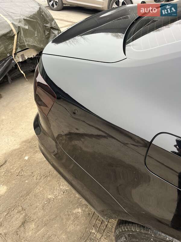 Седан Volkswagen Jetta 2016 в Киеве