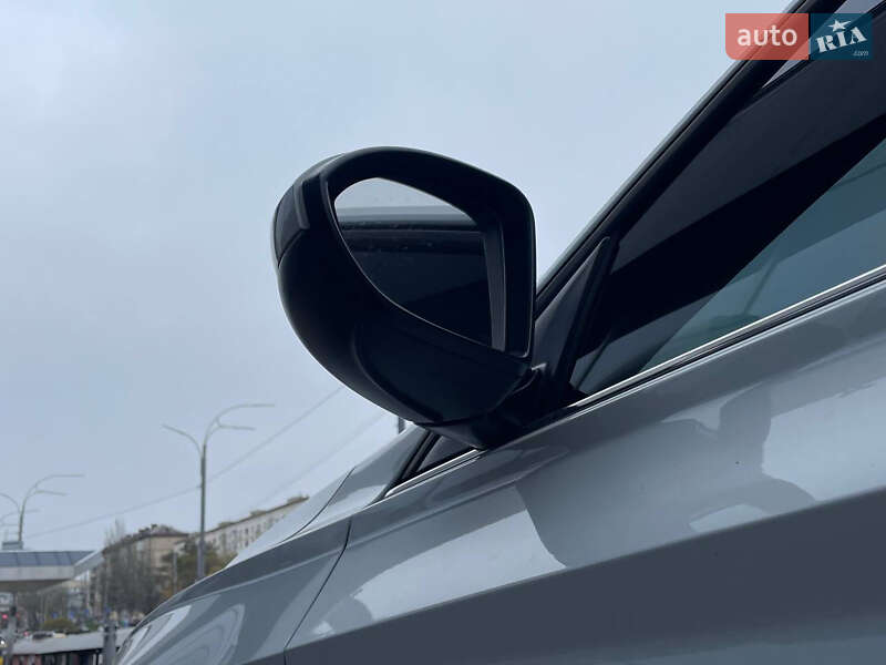 Седан Volkswagen Jetta 2020 в Києві