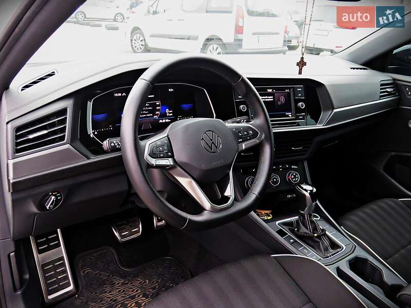 Седан Volkswagen Jetta 2024 в Черкассах