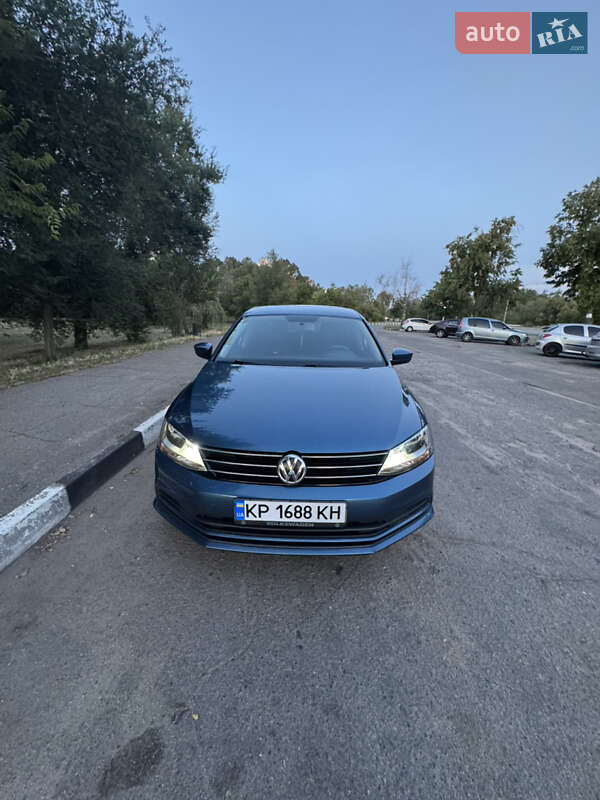 Седан Volkswagen Jetta 2015 в Запорожье