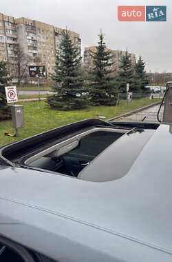 Седан Volkswagen Jetta 2015 в Львове