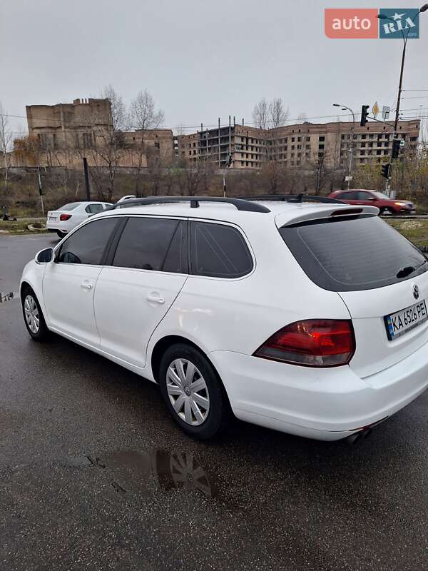 Универсал Volkswagen Jetta 2012 в Киеве фото 3 Универсал Volkswagen Jetta 2012 в Киеве