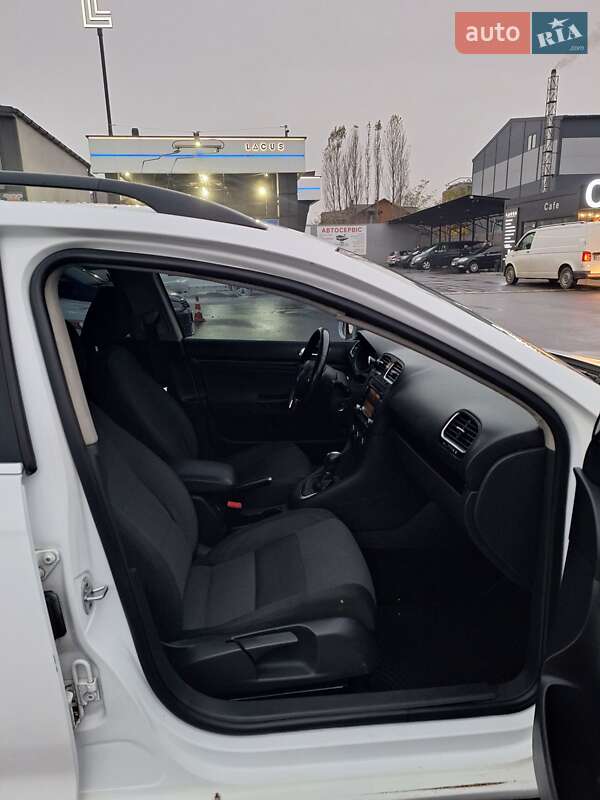 Универсал Volkswagen Jetta 2012 в Киеве фото 17 Универсал Volkswagen Jetta 2012 в Киеве