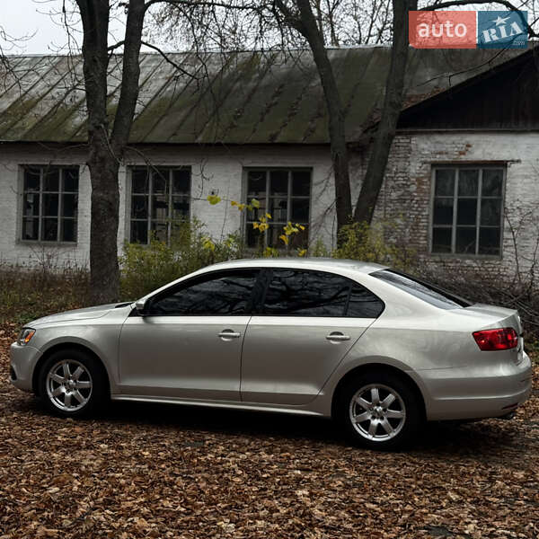 Седан Volkswagen Jetta 2011 в Пирятині