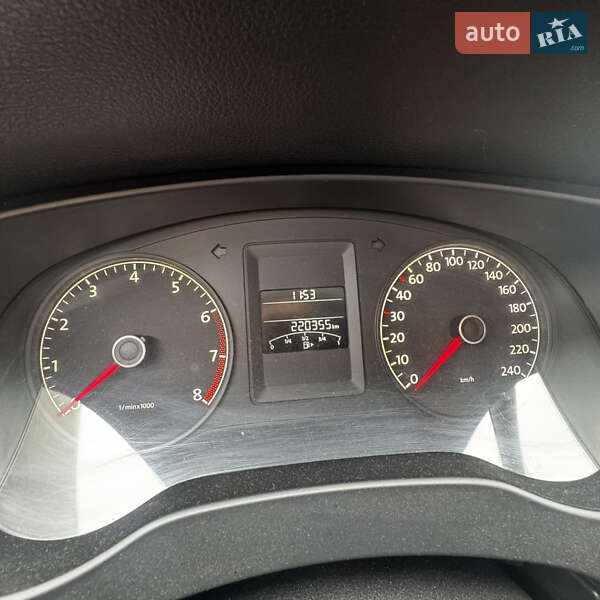 Седан Volkswagen Jetta 2011 в Пирятині