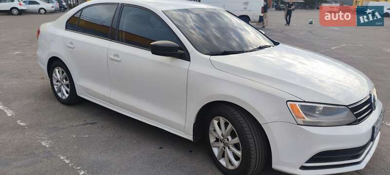 Седан Volkswagen Jetta 2015 в Житомирі
