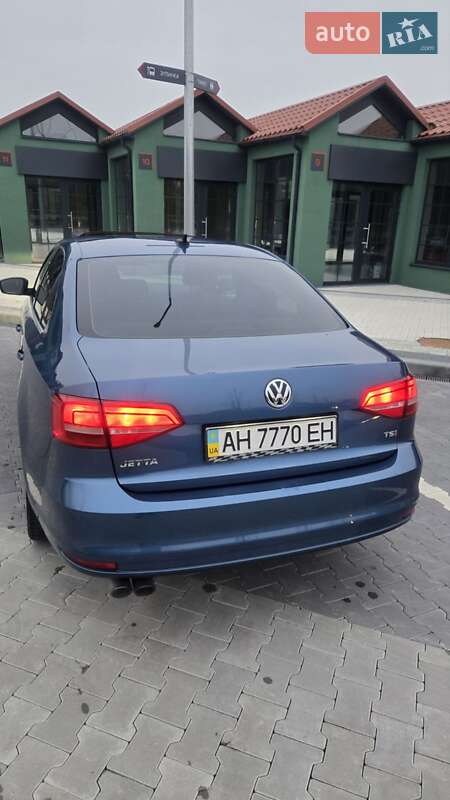 Седан Volkswagen Jetta 2015 в Ірпені