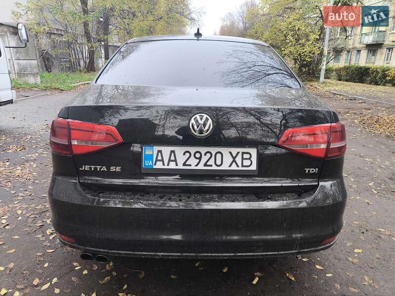 Седан Volkswagen Jetta 2015 в Киеве
