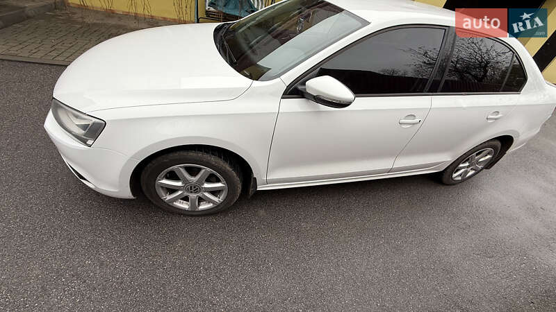Седан Volkswagen Jetta 2014 в Умані фото 4 Седан Volkswagen Jetta 2014 в Умані