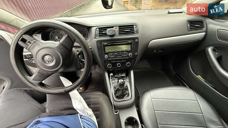 Седан Volkswagen Jetta 2014 в Умані фото 22 Седан Volkswagen Jetta 2014 в Умані