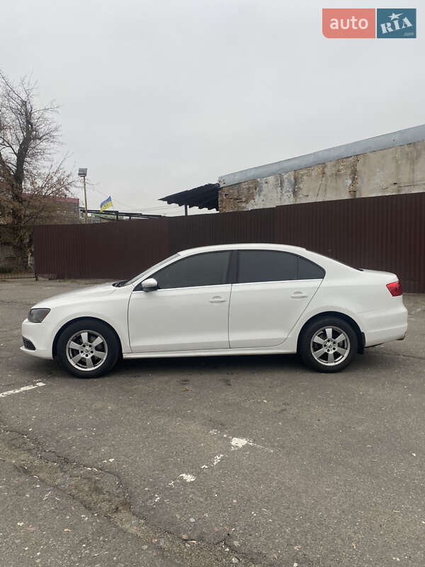 Седан Volkswagen Jetta 2012 в Киеве
