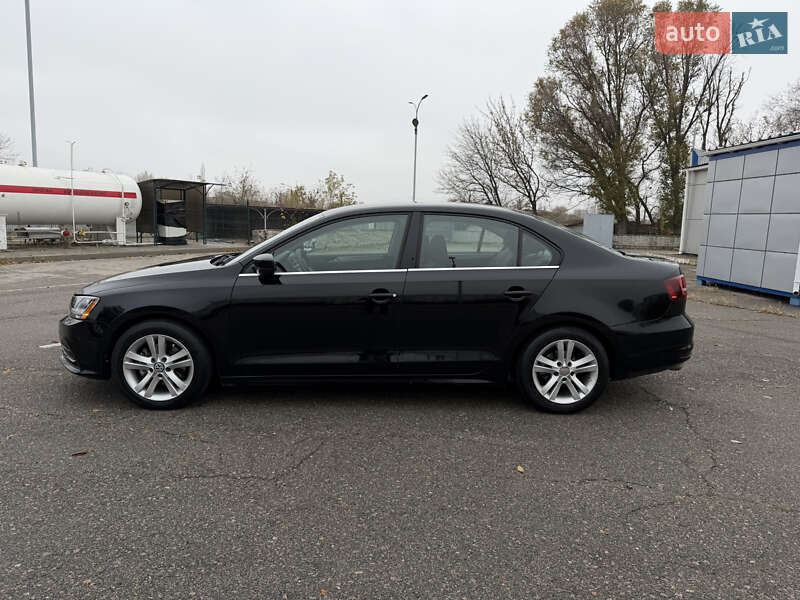 Седан Volkswagen Jetta 2016 в Запорожье