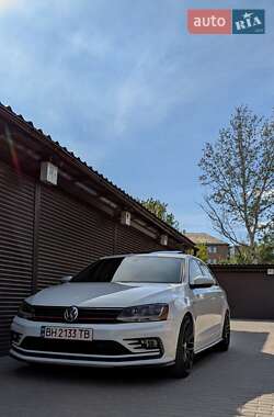 Седан Volkswagen Jetta 2017 в Харькове