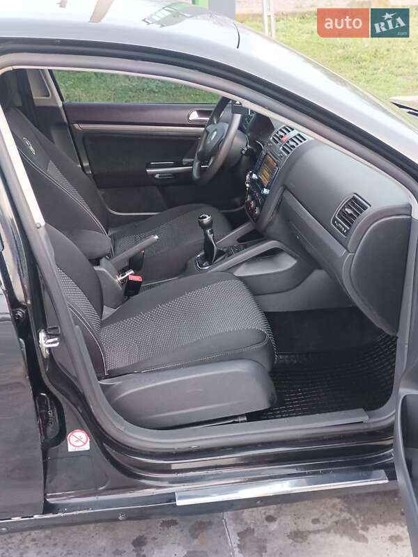Седан Volkswagen Jetta 2006 в Новому Бузі фото 8 Седан Volkswagen Jetta 2006 в Новому Бузі