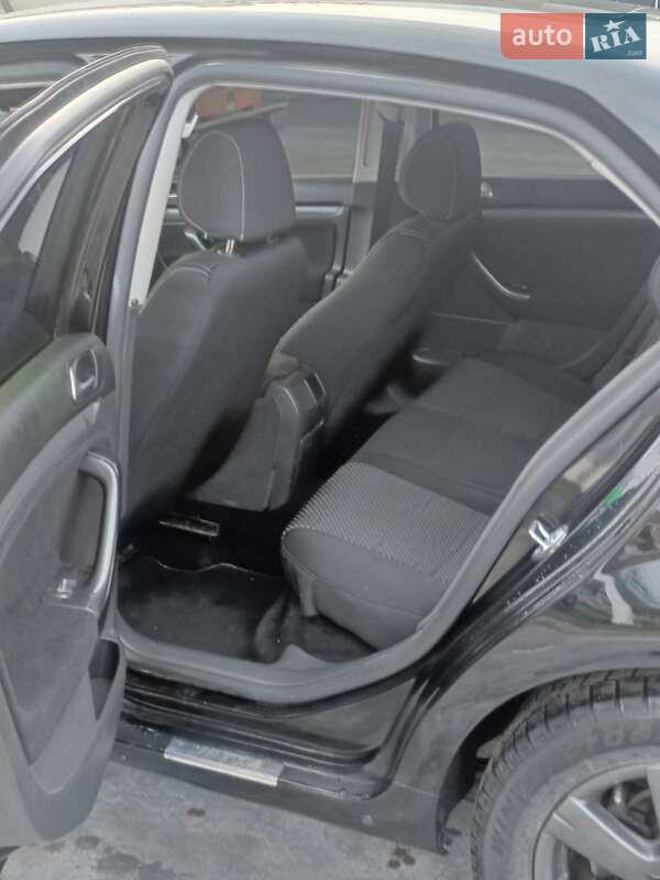 Седан Volkswagen Jetta 2006 в Новому Бузі фото 10 Седан Volkswagen Jetta 2006 в Новому Бузі